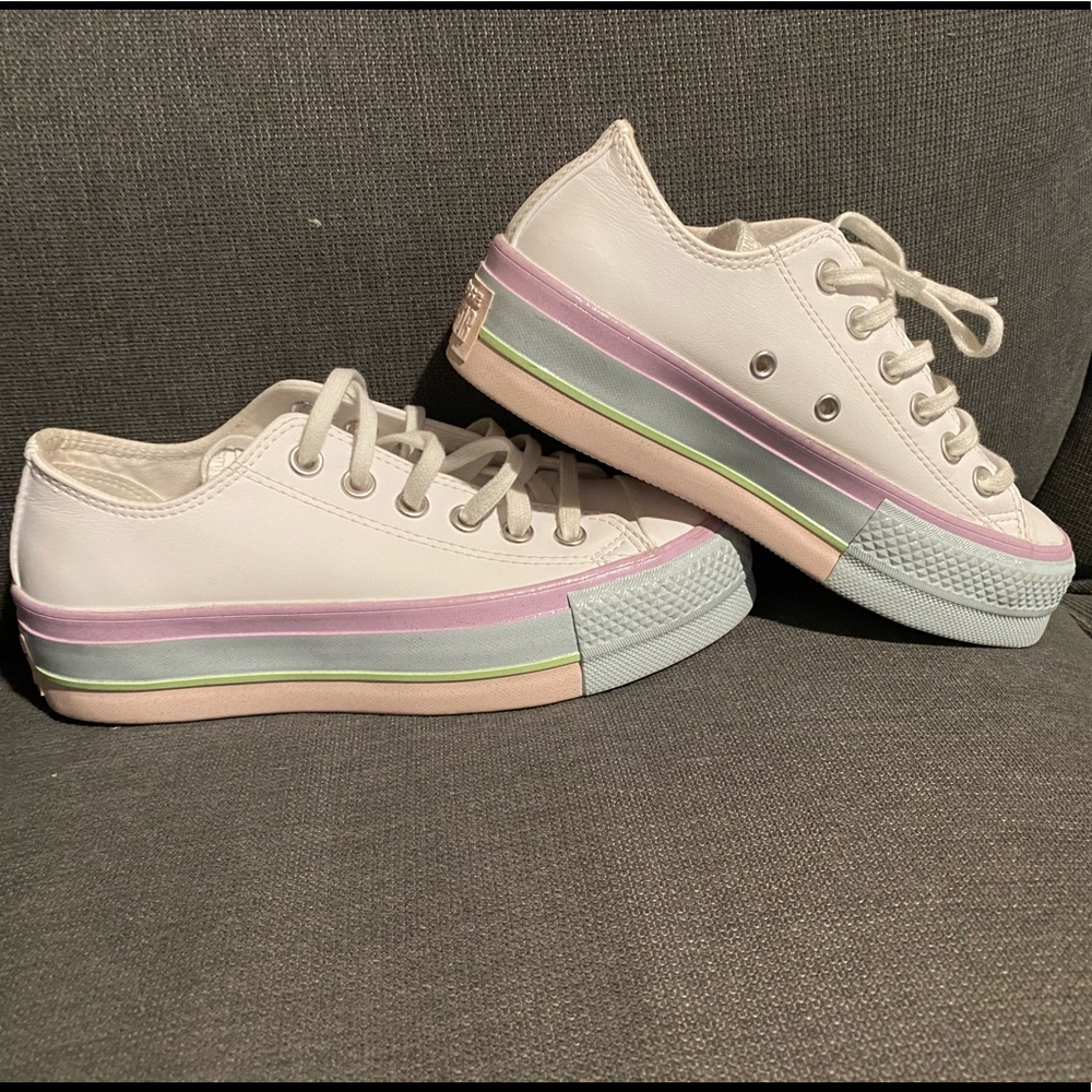 Converse size 5.5 like new Patel platform sneakers